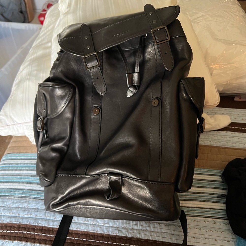 Coach Black Backpack Sleek Durable Design